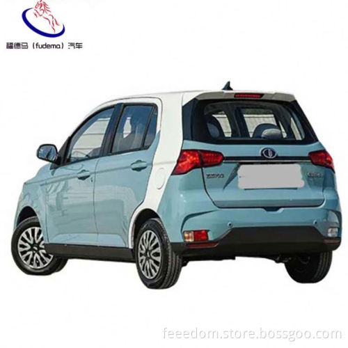 2022 New Lingbao COCO for sale Low price Chinese electric vehicle Adult driving mini four seat electric new energy vehicle